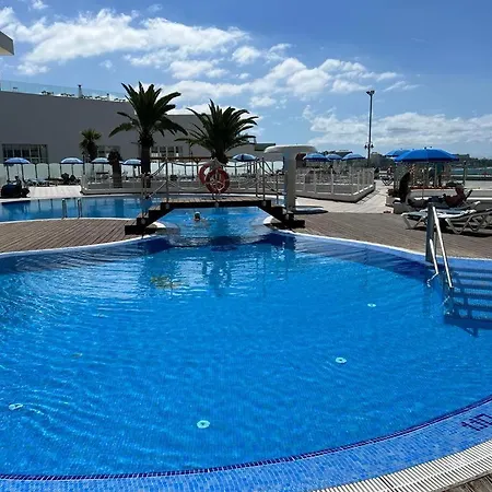Sunny 3bed In The With The Ocean View On The 1st Coastline Daire *