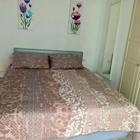Sunny 3bed In The With The Ocean View On The 1st Coastline 아데제